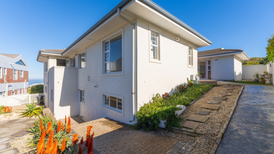 4 Bedroom Property for Sale in Yzerfontein Western Cape